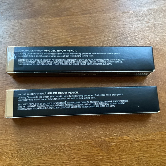 NUANCE SALMA HAYEK Natural Definition Angled Brow Pencil with Chamomile - Picture 6 of 8